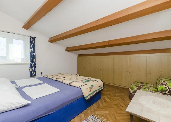 Franciska Apartment *